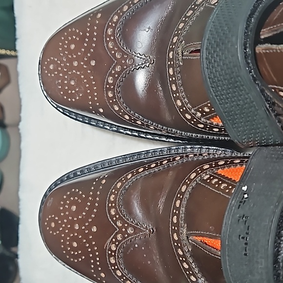 PRADA Brown Perforated Leather Wingtip Loafers size 9.5 - Picture 7 of 7